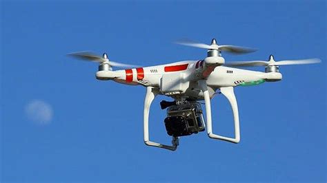 İ­s­v­e­ç­’­t­e­ ­K­a­m­e­r­a­l­ı­ ­D­r­o­n­e­’­l­a­r­ ­İ­ç­i­n­ ­D­e­v­l­e­t­t­e­n­ ­İ­z­i­n­ ­A­l­m­a­k­ ­Z­o­r­u­n­l­u­ ­H­a­l­e­ ­G­e­t­i­r­i­l­d­i­